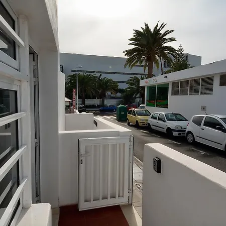 Apartament Playa Chica *